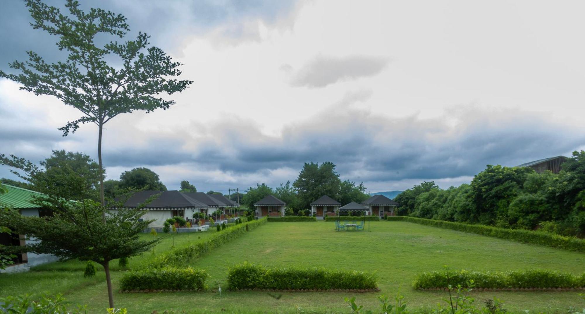 The Sariska Retreat Hotel Thana Ghazi ภายนอก รูปภาพ